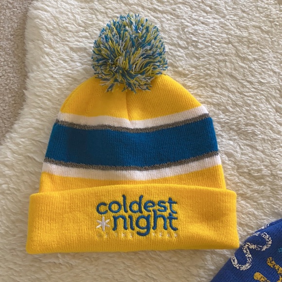 NEW Coldest Night Glow Up Winter Hat Bundle - Picture 2 of 4